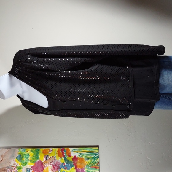 DG2 by Diane Gilman Layered Twin Set - Picture 4 of 12